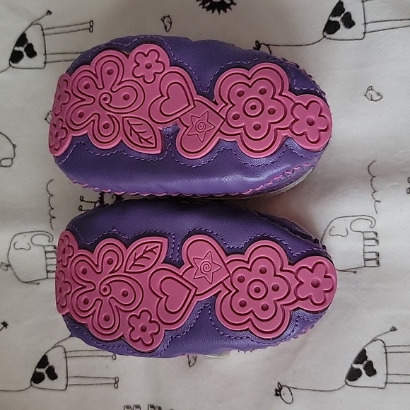 Rising Star baby shoes. Size: 6-9 months. - Picture 2 of 6